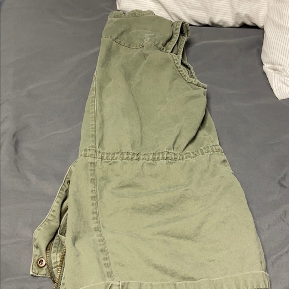 sleeveless jacket